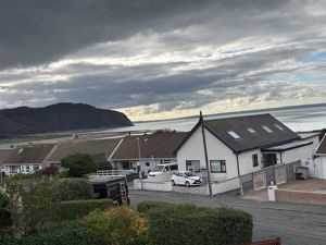 Photo 19- click for photo gallery